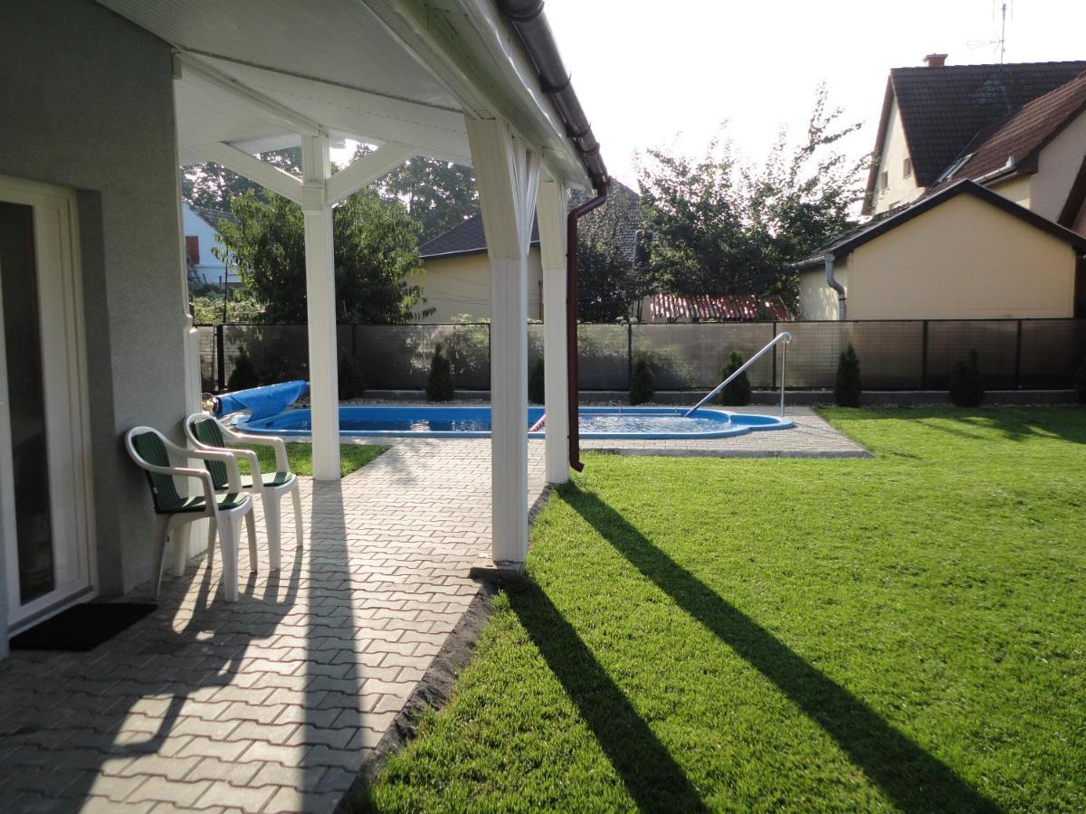 Villa Ani Hajdúszoboszló Exteriör bild
